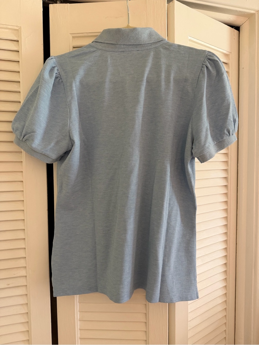 Tuckernuck Light Blue Puff-Sleeve Polo Top - Picture 5 of 6